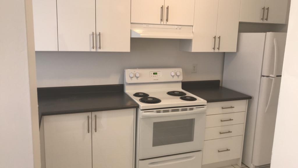 Pleasantview Kitchen with Oven Appliance